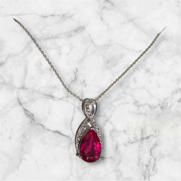 Garnet stone pendant and diamond necklace - Picture 1 of 6